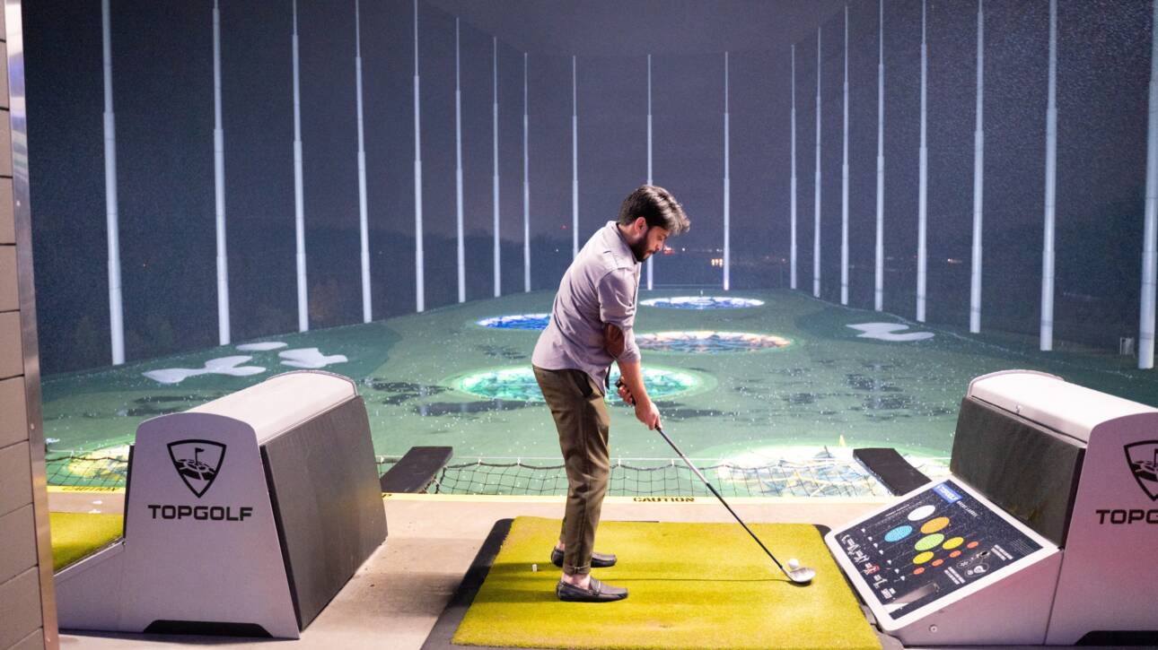 featured image of the blog titled "Rain or Shine, Perfect Your Swing with Premier Indoor Golf in Tulsa"
