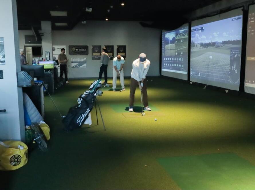 indoor virtual golf near me