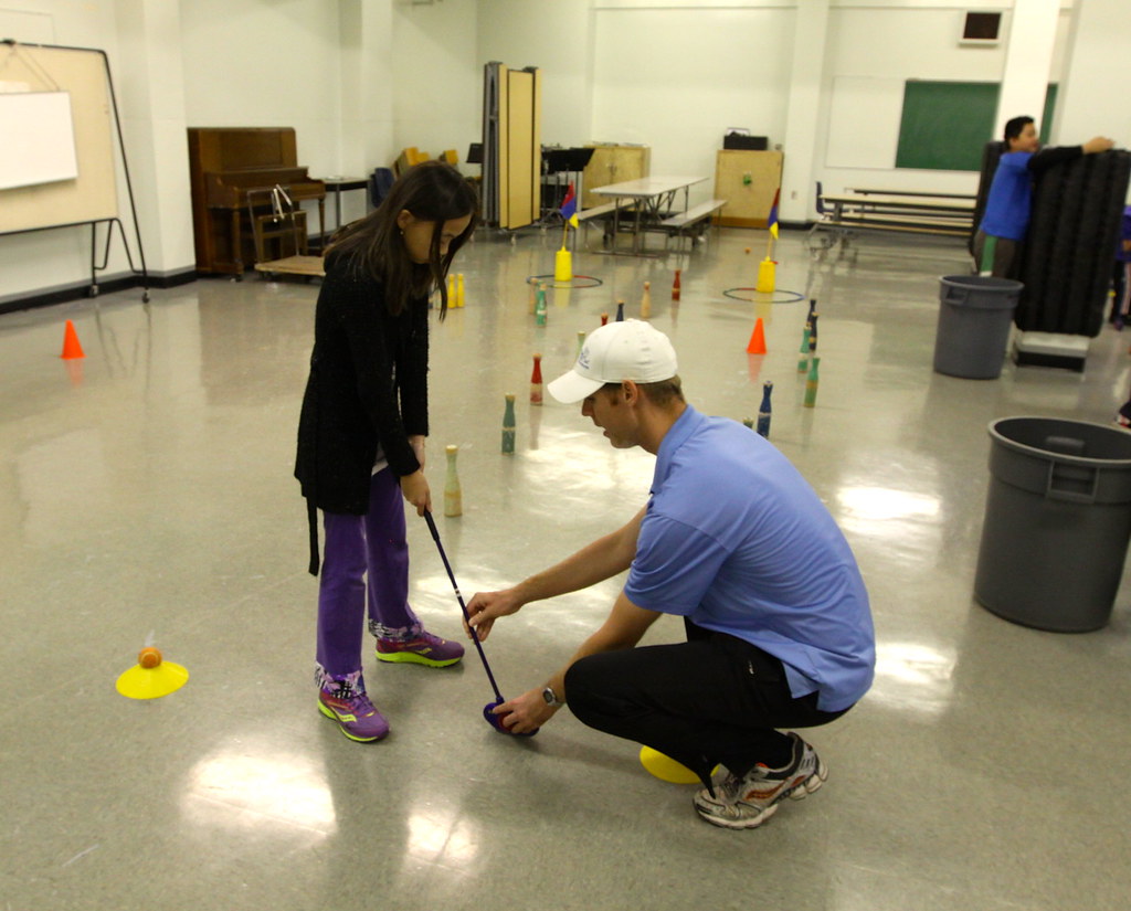 indoor golf lesson near me