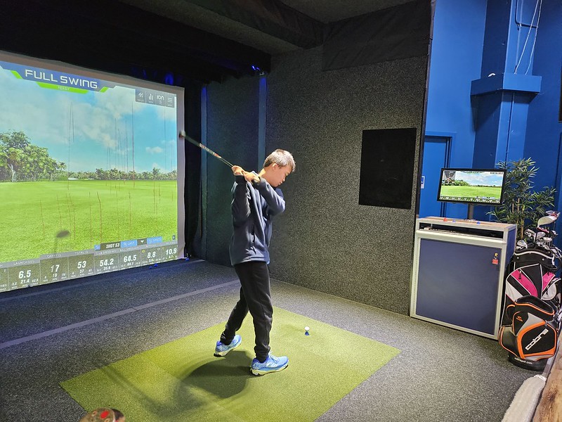indoor golf near me on Tulsa